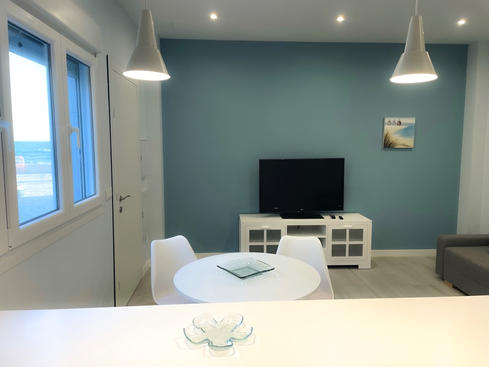 6_APARTAMENTO EN PLAYA BALERMA